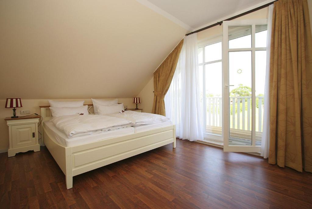 Aparthotel Saatmann Garni Ahrenshoop Oda fotoğraf